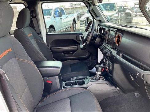 Certified 2022 Jeep Gladiator Mojave image 7