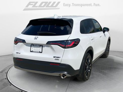 Certified 2026 Honda HR-V Sport image 9