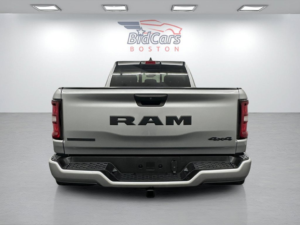 Used 2025 RAM 1500 Big Horn AWD/4WD image 5