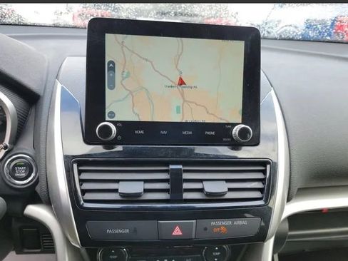 Used 2025 Mitsubishi Eclipse Cross SE image 9