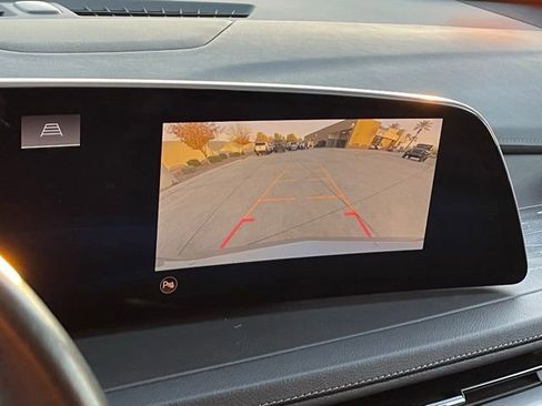 Used 2024 Cadillac XT4 Premium Luxury image 18