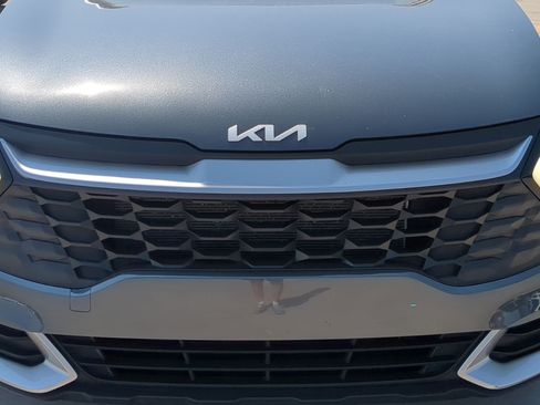 Certified 2023 Kia Sportage LX AWD/4WD image 9