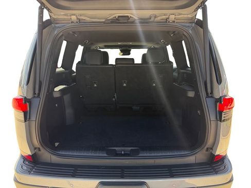 Used 2024 Lexus GX 550 AWD/4WD image 18