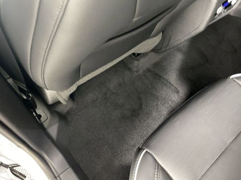 Used 2025 Buick Enclave Sport Touring image 34