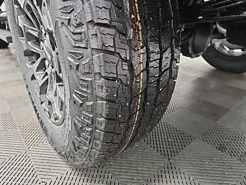 New 2026 GMC Canyon Elevation w/ Convenience Package image 45