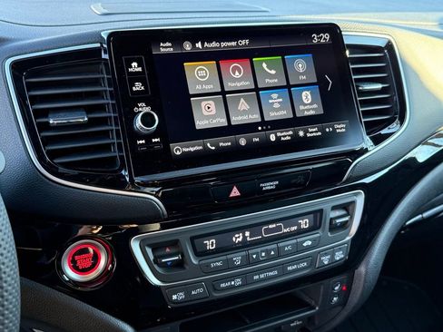 Certified 2026 Honda Ridgeline Black Edition image 25