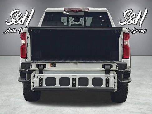 Used 2024 Chevrolet Silverado 1500 ZR2 w/ Technology Package AWD/4WD image 29