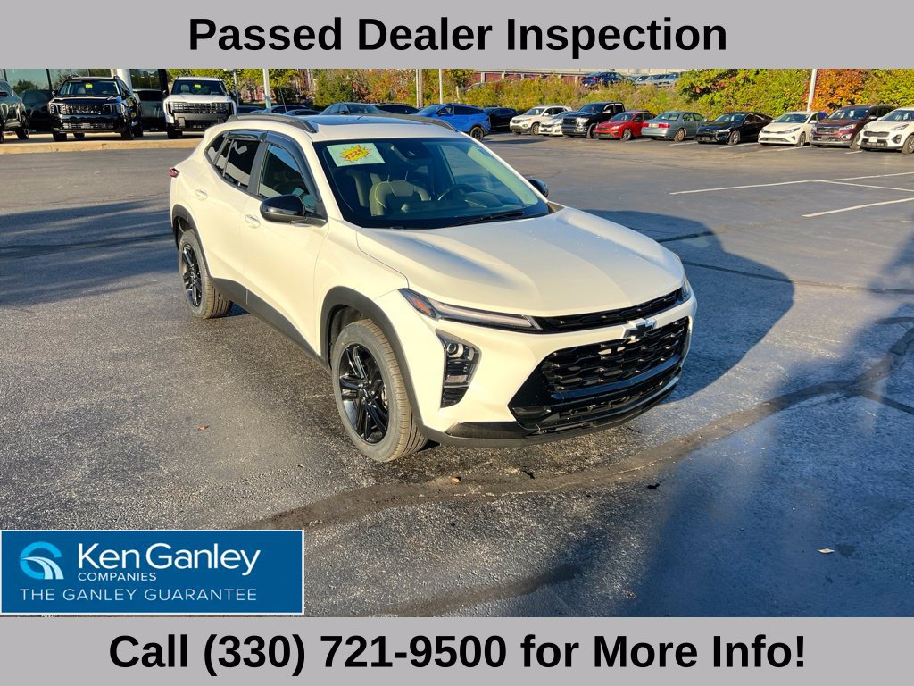 Used 2025 Chevrolet Trax ACTIV w/ Sunroof Package FWD image 6