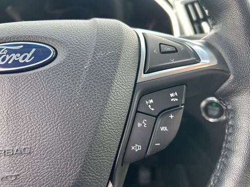 Used 2020 Ford Edge SEL AWD/4WD image 18