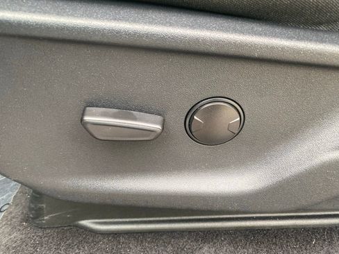 Used 2024 Ford F150 XLT image 15