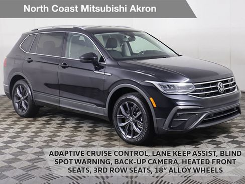 Used 2023 Volkswagen Tiguan SE FWD image 1