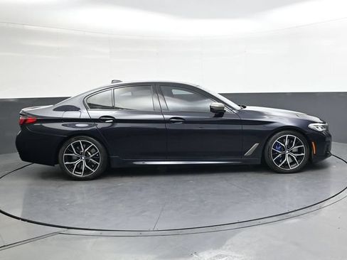 Used 2023 BMW M550i xDrive w/ Dynamic Handling Package AWD/4WD image 3