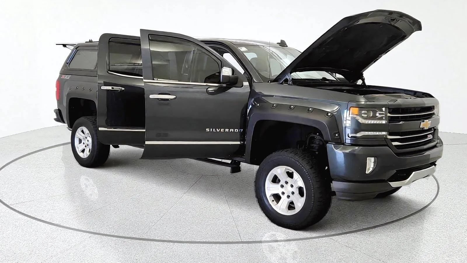 Used 2017 Chevrolet Silverado 1500 LTZ Z71 AWD/4WD image 11