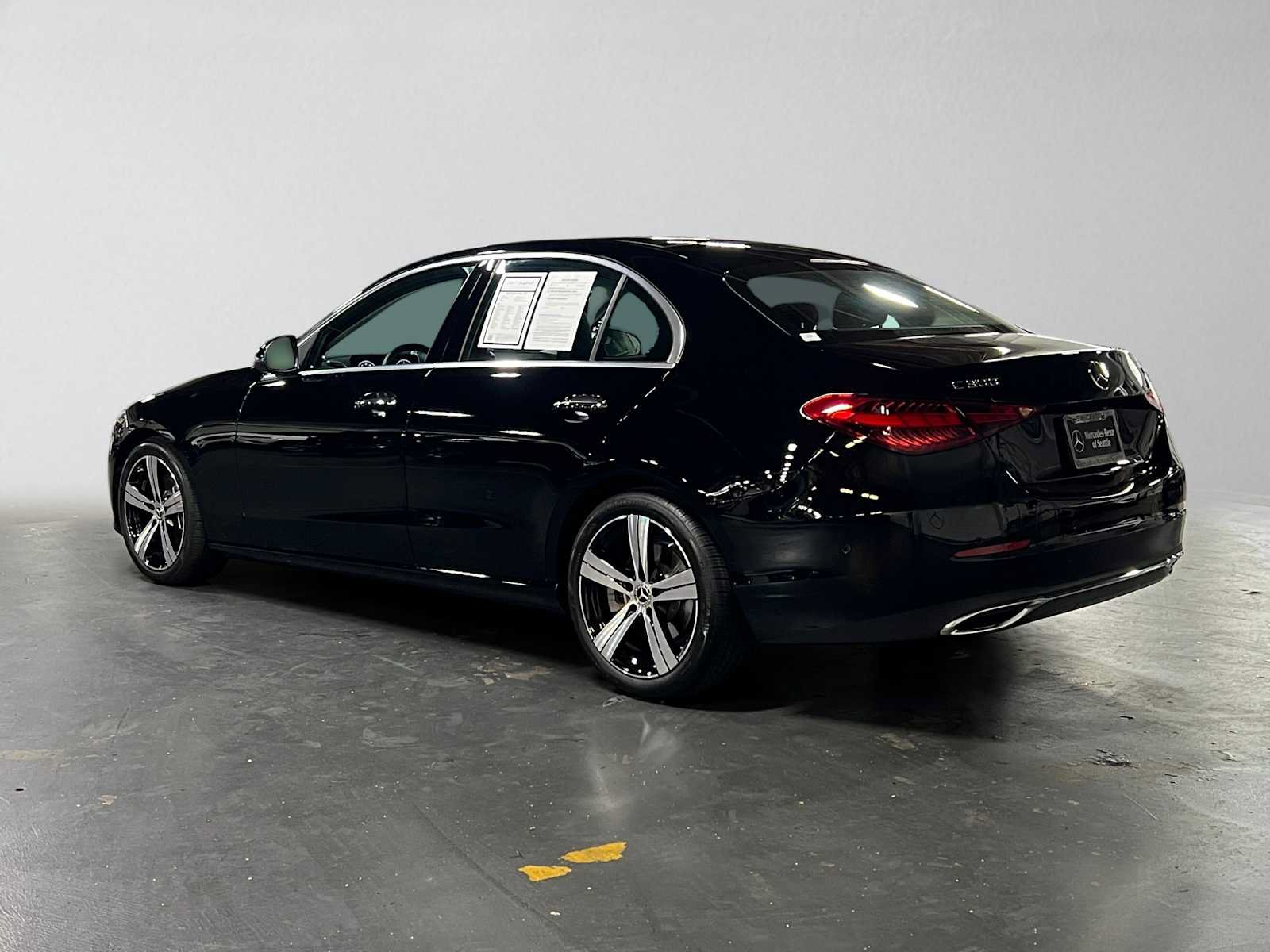 Used 2026 Mercedes-Benz C 300 4MATIC Sedan image 5
