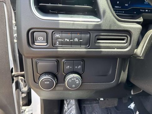Used 2024 Chevrolet Tahoe LT RWD image 26