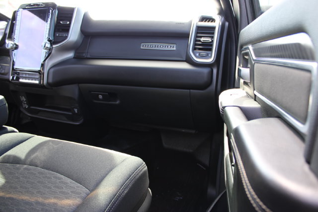 Used 2025 RAM 4500 4x4 Regular Cab DRW image 39