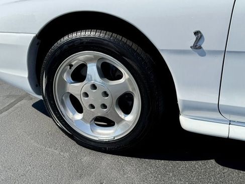 Used 1994 Ford Mustang Cobra image 9