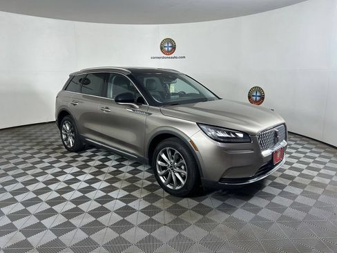 Used 2020 Lincoln Corsair AWD w/ Premium Package image 16