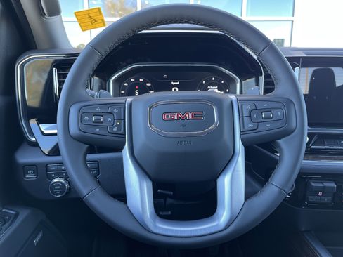 New 2026 GMC Sierra 1500 Elevation image 7