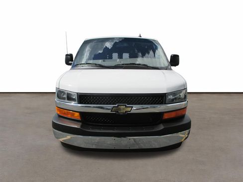 Used 2024 Chevrolet Express 2500 w/ Driver Convenience Package RWD image 8