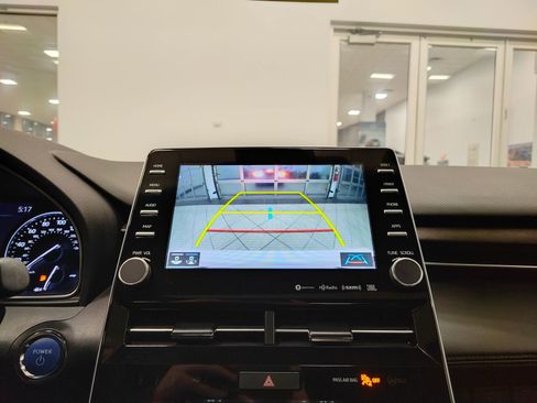 Used 2021 Toyota Avalon Limited w/ Protection Package (TMS) image 28