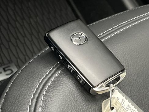 New 2025 MAZDA CX-5 AWD 2.5 S w/ Premium Plus Pkg image 28