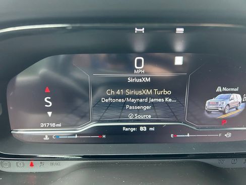 Used 2022 GMC Yukon Denali AWD/4WD image 30