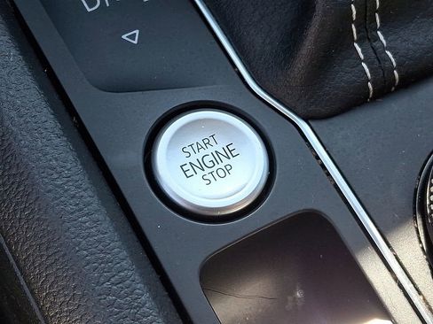 Used 2023 Volkswagen Atlas SE w/ Black Wheel Package image 23