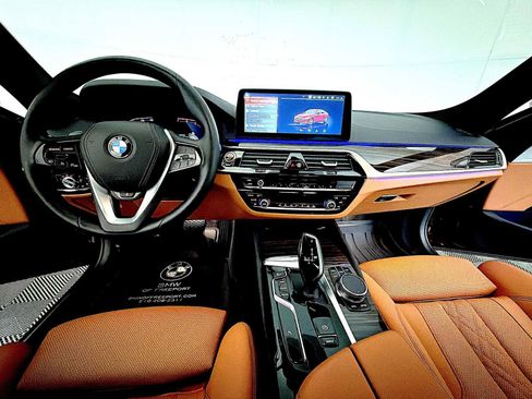 Certified 2023 BMW 530i xDrive w/ Convenience Package AWD/4WD image 12