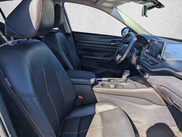 Used 2022 Nissan Altima 2.5 SR w/ Midnight Edition Package FWD image 28