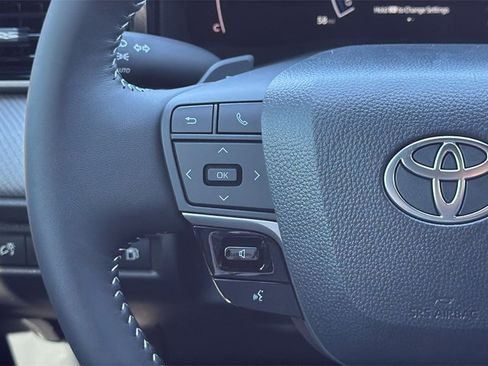 New 2026 Toyota Camry SE image 18