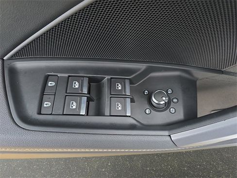 Used 2025 Audi A3 2.0T Premium w/ Convenience Package image 30