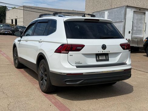 Used 2024 Volkswagen Tiguan SE FWD image 4