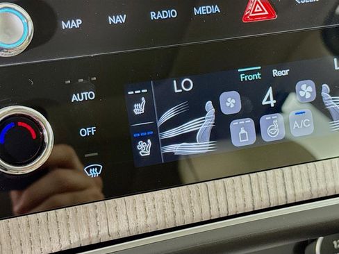 New 2026 Genesis GV80 2.5T Advanced AWD/4WD image 23