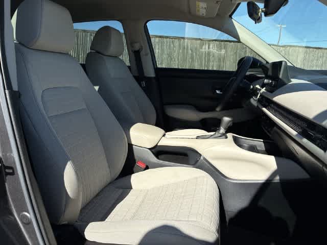 Used 2024 Honda HR-V LX image 22