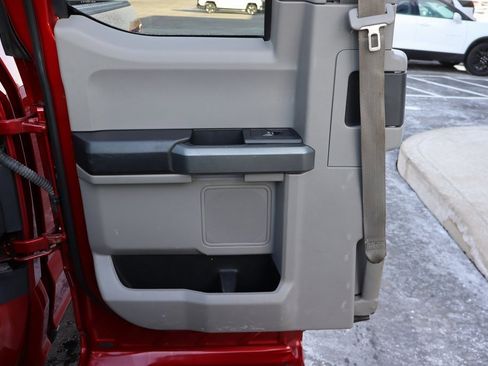 Used 2018 Ford F150 XLT w/ Equipment Group 302A Luxury image 26