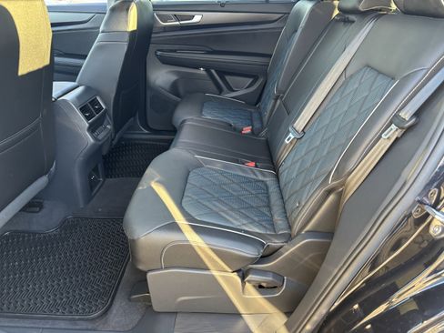 Certified 2025 Volkswagen Atlas Cross Sport SEL Premium R-Line image 15