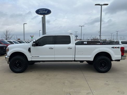 Used 2022 Ford F350 Lariat w/ Lariat Ultimate Package image 2