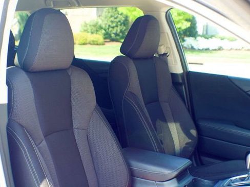 Used 2020 Subaru Outback Premium image 42