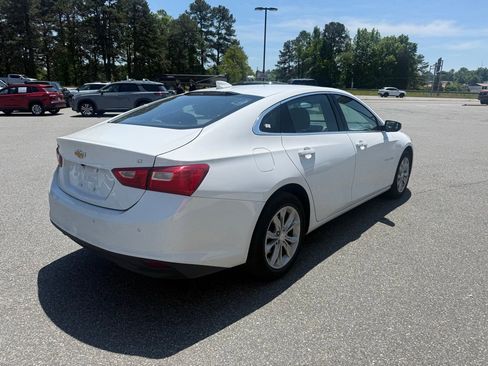Used 2025 Chevrolet Malibu LT FWD image 8