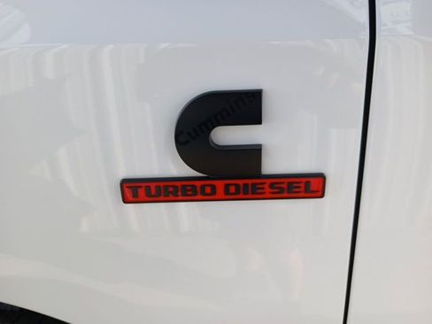 Used 2024 RAM 3500 Tradesman image 12