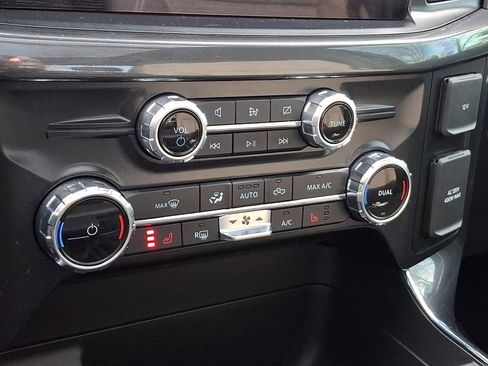 Used 2022 Ford F150 XLT w/ Equipment Group 302A High image 17