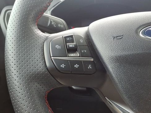 Used 2024 Ford Escape ST-Line w/ Tech Pack #1 FWD image 15