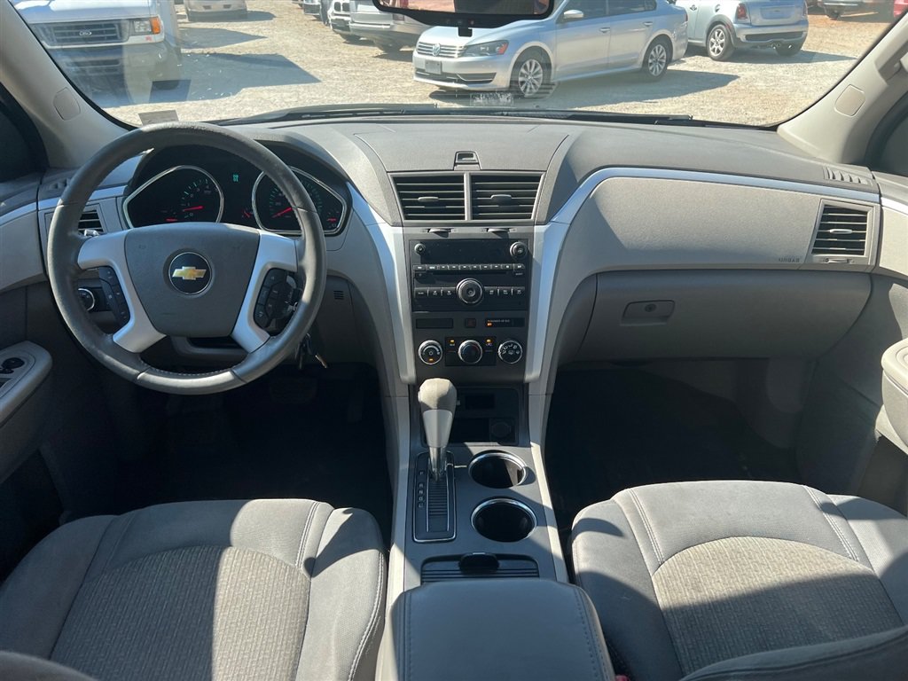Used 2012 Chevrolet Traverse LS FWD image 14