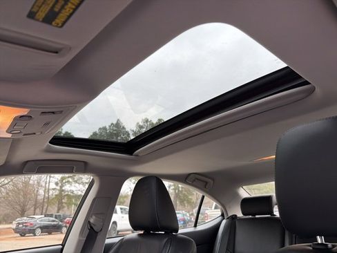 Used 2013 Lexus ES 350 image 19