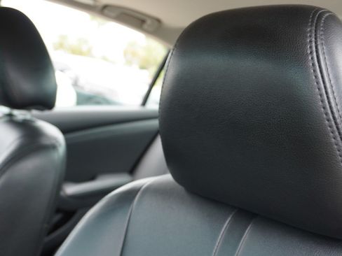Used 2011 Nissan Altima 3.5 SR w/ 3.5SR Premium Pkg FWD image 23