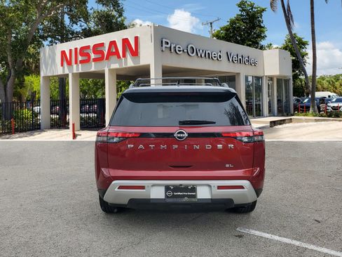 Certified 2023 Nissan Pathfinder SL image 5