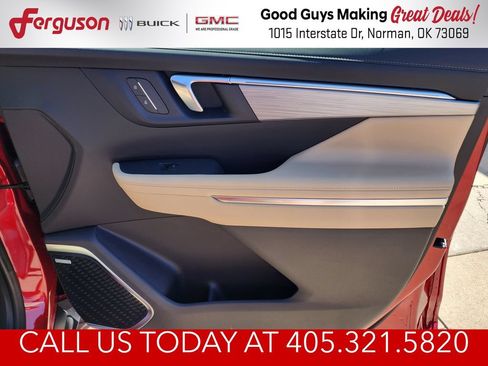 New 2027 Buick Enclave Preferred w/ Power Package AWD/4WD image 38