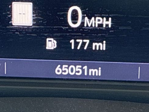 Used 2020 Buick Enclave Essence w/ Sound and Sites Package image 11