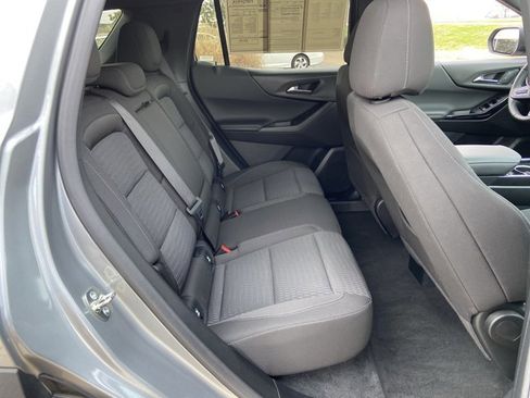 Used 2025 Chevrolet Equinox LT image 13